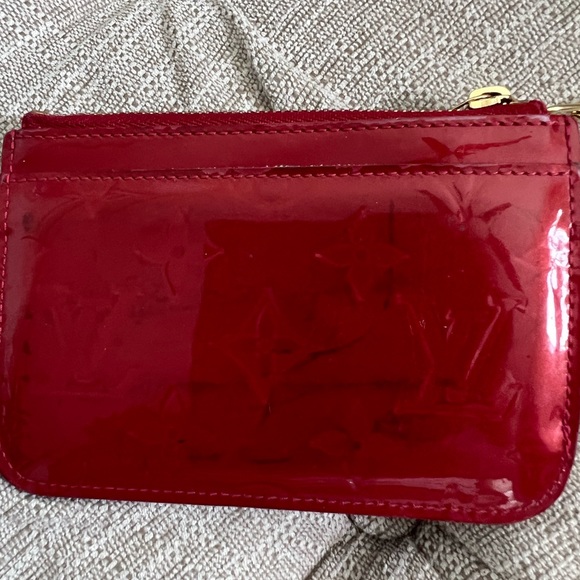 Authentic Louis Vuitton Vernis Cles - Picture 4 of 11